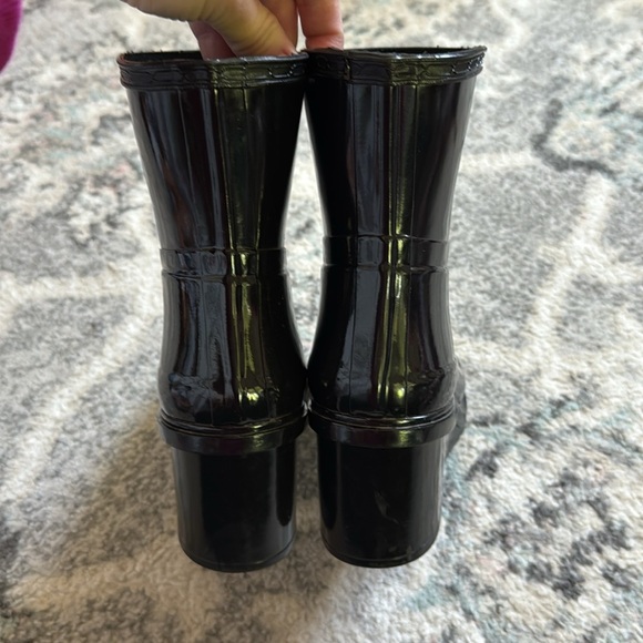 Hunter Original Refined Mid Wedge Boot in Black - Picture 8 of 10